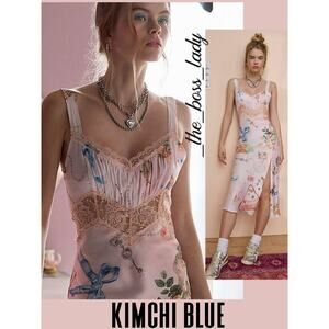UO Kimchi Blue dress satin midi slip floral lace trim v-neck side slit Medium